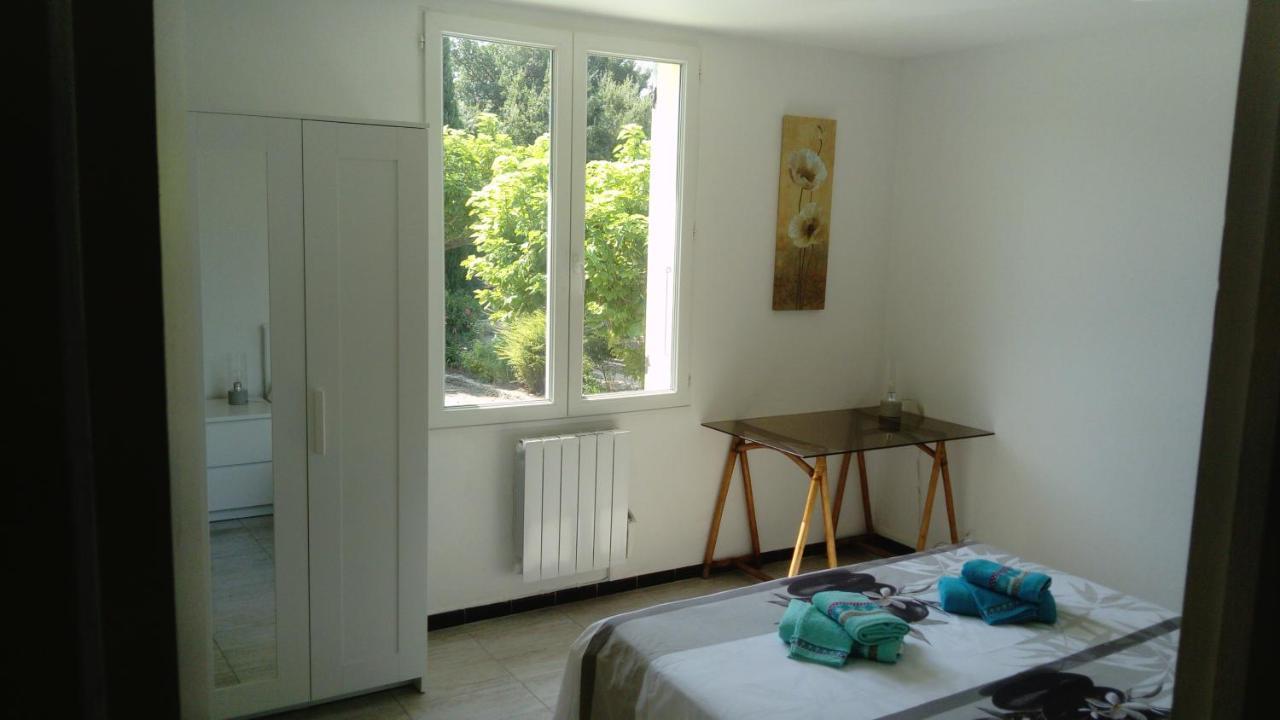 Rendez-Vous Avec Les Cigales - Gite 6 Personnes 100M2 - Piscine Privee - Climatisation Cheval-Blanc Exterior photo